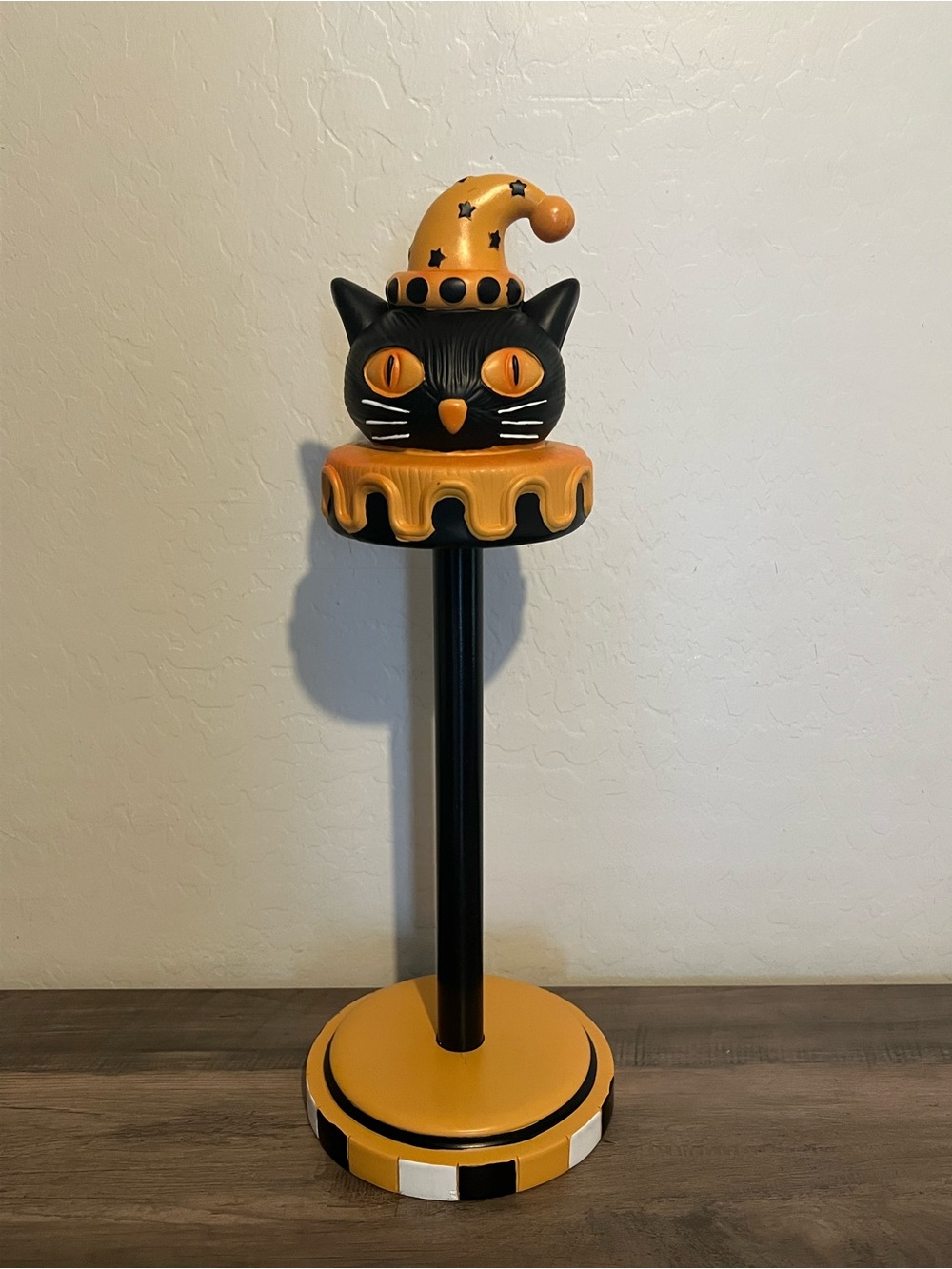 Black & Orange Carnival Cat Resin Paper Towel Holder Spooky Halloween Decor